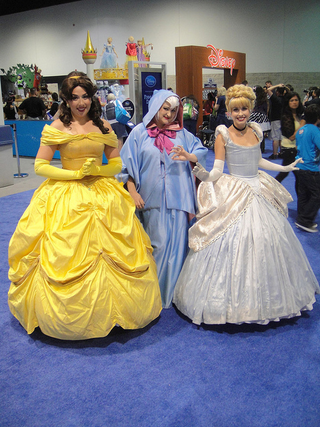 Illustration for article titled Disney Cosplayers Get Creative at D23 Expo